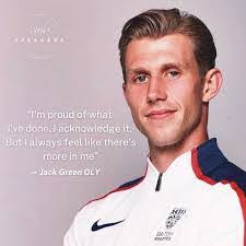 Deborah Mery's Instagram, Twitter & Facebook