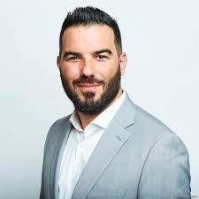 Ayman Moussa's Instagram, Twitter & Facebook