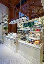 RL's classy kaffeeklatsch