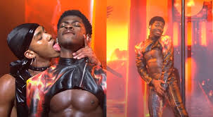 Другие песни lil nas x. Video Lil Nas X Gets His Pants Gone During Sexy And Unleashed Montero Performance Archyworldys