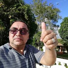 Padre Guillermo Prada Sanmiguel. 1946- 2021 Nació en Bucaramanga el 06 de  Octubre de 1946. Fue Ordenado el 09 de Diciembre de 1972 en Cundinamarca.  Fue nombrado como Párroco de la Parroquia