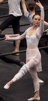 Black Swan Photo Black Swan Black Swan Movie Black Swan Dance Outfits