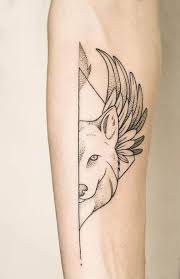 Tattoo Wolf Minimalist 58 Super Ideas Geometric Wolf Tattoo Wolf Tattoos For Women Simple Wolf Tattoo