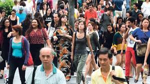 Berbanding tahun 2017, jumlah warganegara malaysia berstatus bumiputera meningkat sebanyak 0.3 peratus mewakili 69.1% keseluruhan jumlah warganegara. Populasi Singapura Tumbuh 1 2 Persen Tapi Jumlah Penduduk Asli Tak Bertambah Kebanyakan Pendatang Tribun Batam