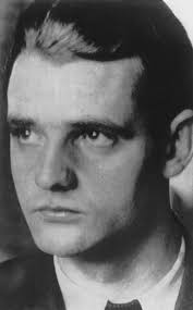 Inge aicher aicher (born scholl), sophia magdalena scholl, thilde scholl, werner scholl, hans scholl. Resistance