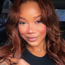 Hi! I am looking for a long purple prom dress! Preferably lighter purple  and around sizes 6-8! New or used! Thank you!!