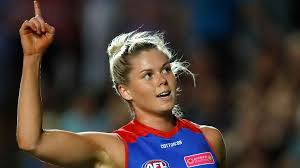 Celine moody of the bulldogs and breann moody of the blues arrive during. Womens Western Bulldogs Sport News Headlines Nine Wide World Of Sports