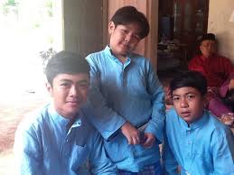 The latest music videos, short movies, tv shows, funny and extreme videos. Facebook