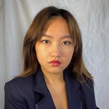 Mai Moua's Instagram, Twitter & Facebook