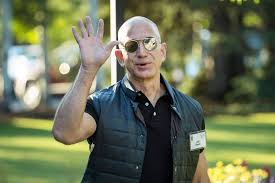 Dzheff Bezos Vchera Stal Bogache Na 13 Milliardov Dollarov