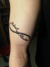 See more ideas about tattoos, sibling tattoos, sister tattoos. Noch Ein Geschwister Tattoo Von Tattoo Atelier Feuerbach Facebook