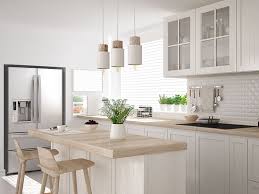 Las estanterías en acero inoxidable son fuertes y muy resistentes. Reformar La Cocina Sin Obras Estanterias Para Las Especias Baldas Magicas Y Otras Soluciones Para Sacarle El Maximo Partido Hogar Y Jardin