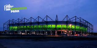 Während der trauung genießen sie in einer exklusiven loge den einzigartigen ausblick auf das spielfeld. Broichs Sportliche Partnerschaft Catering Borussia Monchengladbach