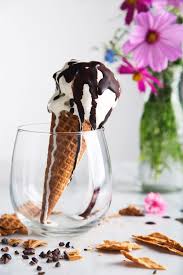 Vanilla Bean Olive Oil Ice Cream With Coconut Oil Chocolate Magic Shell Picklesnhoney Com Vegan Vanilla Olive Oil Ice Cream Coconut Oil Chocolate Ice Cream
