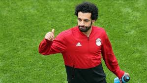 وتحدث رئيس الزمالك السابق عن تعرض النادي لمؤامرة تحت قيادته في نهائي دوري أبطال أفريقيا أمام الأهلي لحرمانه من الصعود إلى منصة التتويج بالألقاب. Ø±Ø¦ÙŠØ³ Ø§Ù„Ø´ÙŠØ´Ø§Ù† Ù…Ø­Ù…Ø¯ ØµÙ„Ø§Ø­ ÙˆØ¹Ø¯ Ø¨Ø²ÙŠØ§Ø±ØªÙ†Ø§ Ø¨Ø¹Ø¯ ÙƒØ£Ø³ Ø§Ù„Ø¹Ø§Ù„Ù…