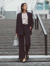 卒園式・卒業式の母親の服装【2025年版】 これでOK！マナーからおすすめママコーデまで｜PLST MAGAZINE