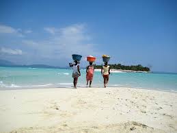 Già prima della partenza, una piccola indagine sul web. Nosy Iranja Madagascar Madagascar Africa Travel Nosy Be Madagascar