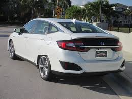 The volt was a little pricey when new, but it's now a great deal on the used market. 2018 Honda Clarity Plug In Quick Takes On Testdrivenow