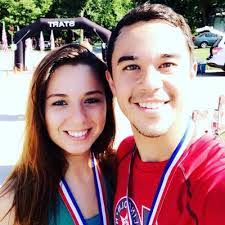 Leann Decker's Instagram, Twitter & Facebook