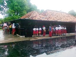 Hari kesaktian pancasila diperingati setiap tanggal 1 oktober. Museum Pancasila Sakti Nasionalis Rakyat Merdeka