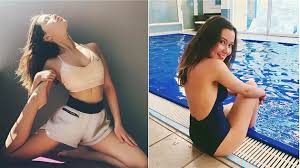Maybe you would like to learn more about one of these? V Posteli Mela Calltu I Navratila Sexy Herecka Rojkova Je Andel S Dablem V Tele Expres Cz