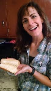 Carolyn Kitchen's Instagram, Twitter & Facebook