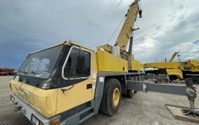 Grove GMK5240 All Terrain Crane