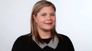 Lauren Lindell's Instagram, Twitter & Facebook