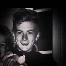 Whoever did this is a DICK 😂😂😂😂