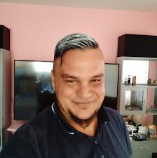 Nikolas Daniel Stroe (@daniel.stroe.71)