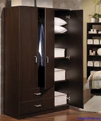 İki kapılı, dört kapılı gardırop ve sürgülü gardırop modellerini incelemek için hemen tıklayın. 3 Kapili 2 Cekmeceli Gardirop Hangi Mobilya Mobilya Gardirop Gardirop