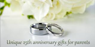 Need an anniversary card to give your parents? Unique Gifts To Surprise Your Parents On Their Silver Jubilee