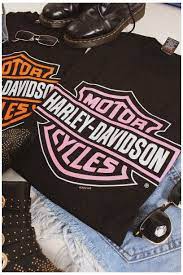 Classic Logo Harley Davidson Tee Pink M L Xl Harley Davidson Tee Harleydav Harley Davidson Tee Harley Davidson T Shirts Vintage Harley Davidson Shirt