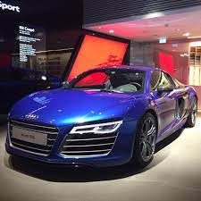 Mugelloblau perleffekt (individuallackierung exklusiv) außenspiegel hochglanz schwarz audi embleme vorne und hinten hochglanz schwarz v6t schriftzug rechts und links hochglanz schwarz. Audi On Twitter Zarlock81 Es Handelt Sich Dabei Um Mugelloblau Perleffekt Aus Dem Angebot Der Audi Exclusive Viele Grusse Aus Ingolstadt