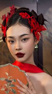 V I N X M A K E U P 素人大改造计划🍃 第二十八波韩式明星气质空气造型✨ 把素人模特的缺点转为优点打造出气质非凡的韩式造型🥰