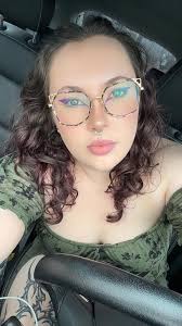 $1150 1 bedroom 1 bath apartment for rent. SW Calgary This home is packed  with desirable features, including granite countertops, stainless steel  appliances, a large kitchen island and a convenient pantry. New