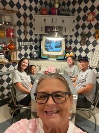 What to expect at 50's Prime Time Cafe?