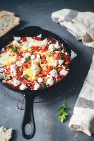 Wurzige Shakshuka Aus Dem Ofen Rezept Shakshuka Einfache Gerichte Rezepte
