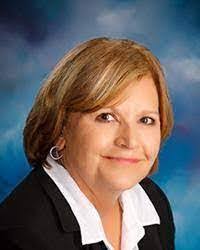 Deanna Benton's Instagram, Twitter & Facebook