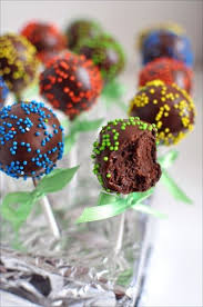 Les Cakes Pops Dans Nos Cuisines 2 Blog De Cuisine Creative Recettes Popotte De Manue Recette Popcake Recette Cuisine Creative