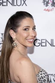 Actress Taylor Storm Attends Christine Peakes Editorial Stock Photo