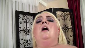 Coolmarina's intimate solo session in BBW porn