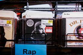 Drake S Scorpion Is The Year S Biggest Album But Can You Find It In Stores The New York Times
