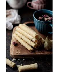 Mereka rela menghabiskan uang tunjangan hari raya thr. Ahahsj Zjsjs Ahahsjz Profil Pinterest