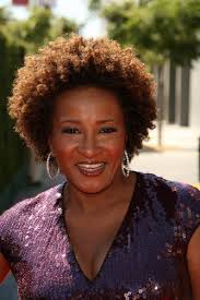 Famous Black Actors And Actresses Ellen Wanda Sykes On Parenthood With 3 Year Old Twins The Holidays Wandasykes Ellen Female Comedians Celebrities Girl Humor