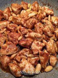 Pollo in salsa di soia. Anna In Casa Ricette E Non Solo Bocconcini Di Pollo Con Salsa Di Soia E Mandorle