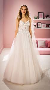 Maybe you would like to learn more about one of these? Hochzeitskleider 2020 White One Kollektion Modell Grace B Brautkleid Brautkleider Hochzeitskleid Hochzeitskle Kleider Hochzeit Brautmode Neue Brautkleider