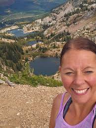 Hiking sunset peak in Utah