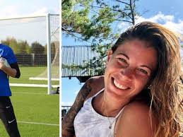 Stephanie Labbé de l'équipe de soccer du Canada reçoit des éloges