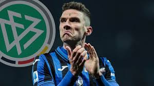 Born in emmerich am rhein, gosens appeared for local clubs such as fortuna elten, 1. Dfb Neuling Robin Gosens Uber Die Nominierung Transfer Geruchte Und Eine Absage An Holland Sportbuzzer De